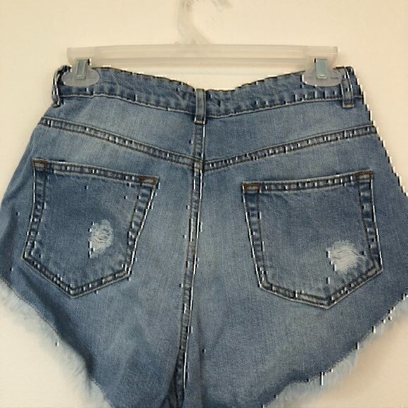 NEW NWT BOOHOO High Waisted Rise Extreme Frey Hem Denim Short Ripped PETITE 6P - Picture 9 of 9